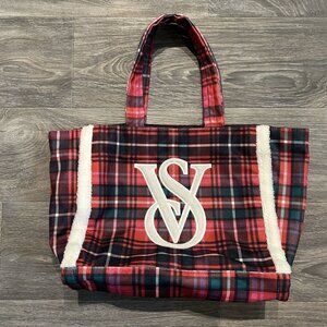 Victoria's Secret Christmas Tote Bag Limited Edition Plaid Holiday Sherpa Trim